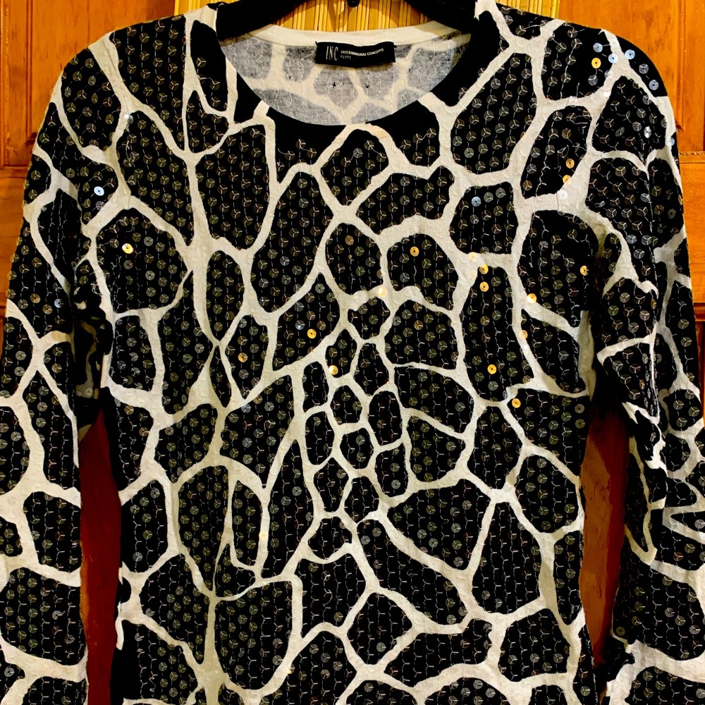 Women Dressy INC evening sequenced top In Black and white -size Small